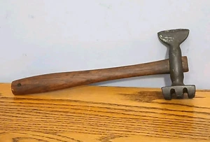 Antique Cast Iron Meat Tenderizing Mallet Bone Cutting Tool w/Hardwood Handle - Picture 1 of 11