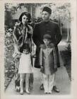 1967 Press Photo India's new Nizam, Barkat Ali Khan with his family in Hyderabad