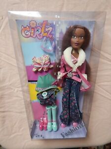 Simba toys Steffi love doll Girlz Fashionz #5731882