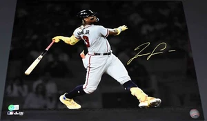 RONALD ACUNA JR AUTOGRAPHED SIGNED ATLANTA BRAVES 16x20 SPOTLIGHT PHOTO BECKETT - Picture 1 of 1