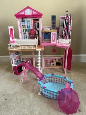 Barbie Mattel Estate Two Story Town House Your Style House CFB64 - Imagem 1 de 4