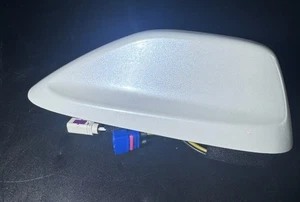 Antena Dodge Durango 2018-2021 6ZP28JWDAA OE - Imagen 1 de 3