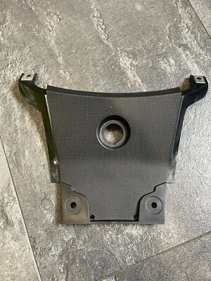 Panel de bloqueo de carenado de asiento Suzuki GSXR 1000 2017 2018 AL7 2017-22 solo 5129 millas Foto 1 de 4