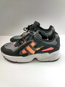 Adidas Yung-96 Chasm Trailschuhe schwarz/orange Größe 4,5 EE7232 - Bild 1 von 12