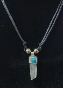 COLLAR DE CUARZO CRISTAL RÚSTICO ATRAE BUENAS ENERGÍAS SUERTE Y PROTECCIÓN - Imagen 1 de 1