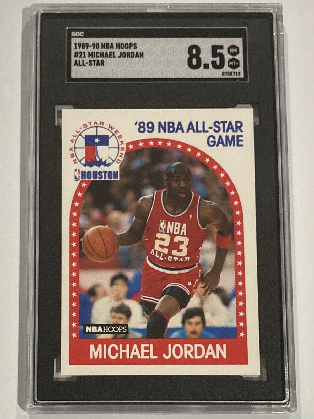 1989-90 NBA Hoops #21 Michael Jordan All-Star SGC 8.5 NM-MT+