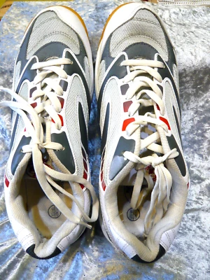 OFF TIME- Herren- Indoor Sportschuhe, Gr. 46, weiß-grau, sehr gut! - Bild 1 von 4