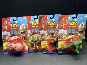 Juego completo de 4 figuras coleccionables de Disney Toy Story 1995 Woody Buzz Hamm Rex - Imagen 1 de 18