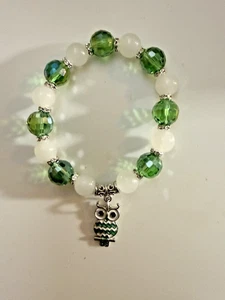 Green Faceted Bead Stretch Bracelet with White Gemstone Beads & Silver Owl Charm - Picture 1 of 2