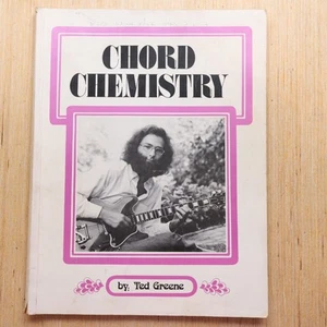 Chord Chemistry By Ted Greene 1981 Paperback, Music How To Play Guitar, Learn - Picture 1 of 7