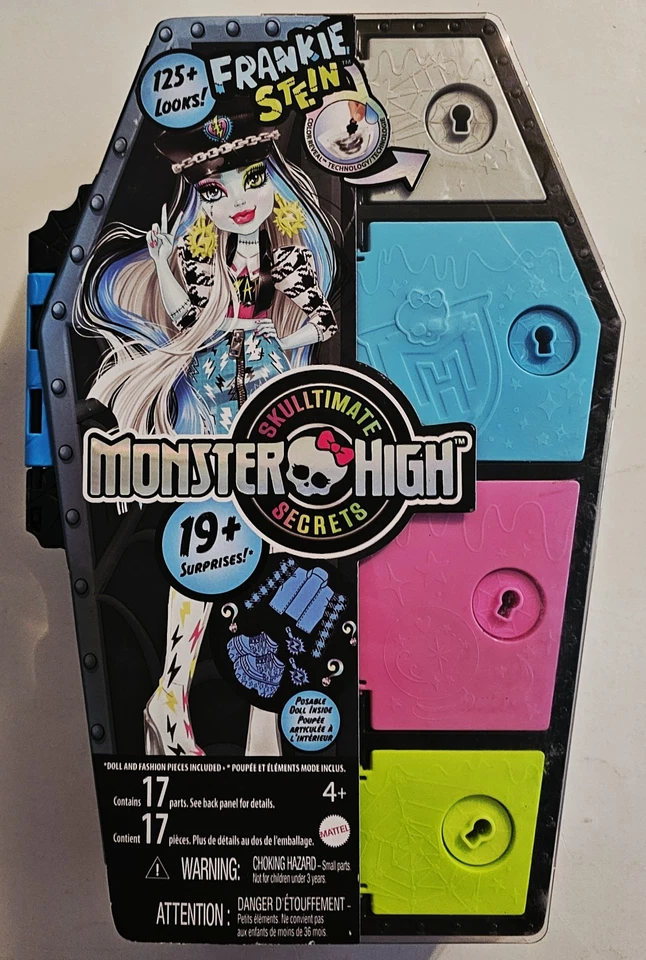 Mattel HKY61 Monster High Skulltimate Secrets Clawdeen Wolf Doll