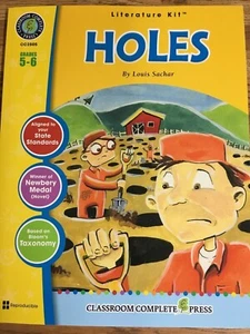Classroom Complete Press G. 5-6 Lit. Kit - Holes - Foto 1 di 1