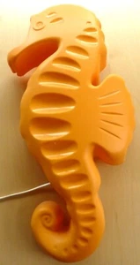 XXL IKEA Sjöhäst Wandlampe Seepferdchen orange 60cm - Kinderzimmer Wand Lampe - Bild 1 von 4