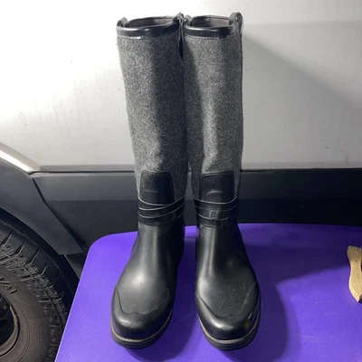 UGG Womens 10 Reignfall Rain Boots Felt Wool Black - Image 1 of 4