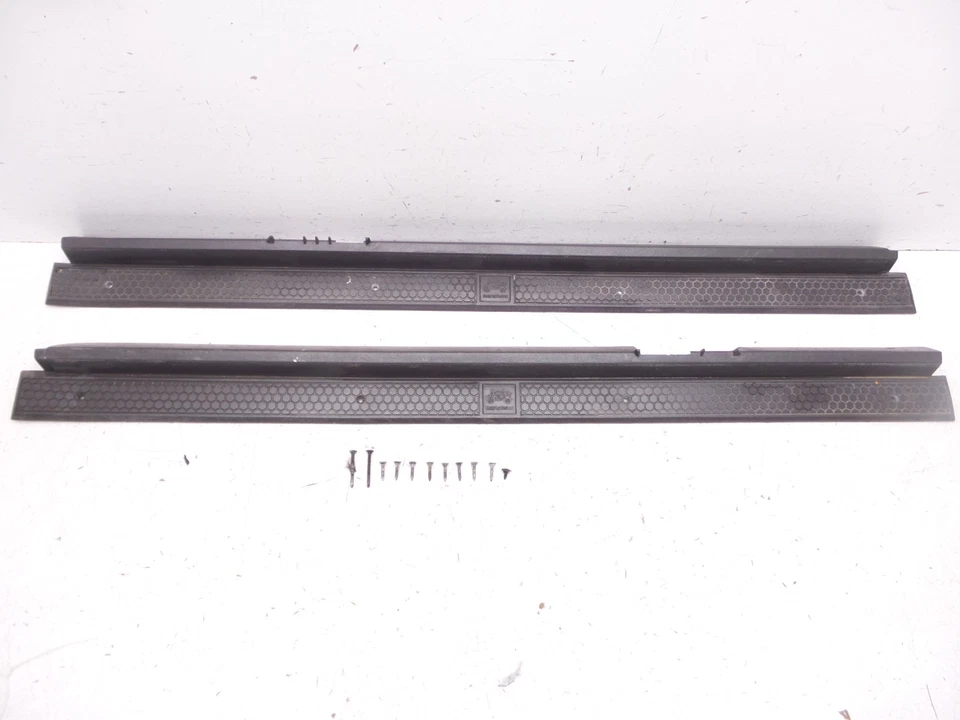 83-92 Camaro Firebird Fisher Alféizar Placas Raspaduras Puerta Par Negro Original GM Foto 1 de 4