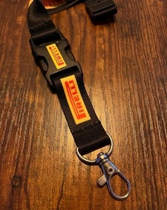Pirelli Schlüsselband Neuwertig - Bild 1 von 3