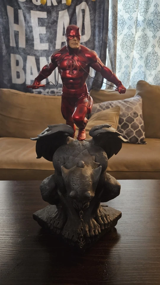 ESTATUA DE DAREDEVIL Randy Bowen MARVEL Clásico Rojo Versión Limitada 886 de 1500 Foto 1 de 4
