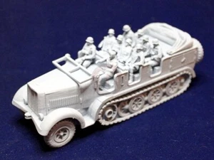 Peddinghaus 1/48m. Zgkw. 8 Tonnen Sd.Kfz.7 deutscher Halbspuriger Zweiter Weltkrieg mit 10 Figuren 4260 - Bild 1 von 1