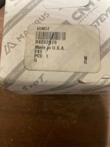 New CNH 84282079 Hinge Case Hinge 84282079 - Picture 1 of 2