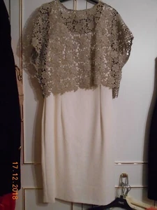 GINA BACCONI CREAM SHIFT DRESS WITH BEIGE LACE STYLE TOP - SIZE 18 - BNWT - Picture 1 of 5