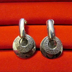 Peruanische Ohrstecker Sterlingsilber 950 zum Aufhängen strukturierte Scheibe Ohrringe - Bild 1 von 11