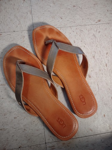 UGG Toulumne sandali donna in pelle infradito 1109656 piatti neri taglia 10