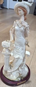 Scultura porcellana Giuseppe Armani Christine sconosciuta rara - Foto 1 di 6