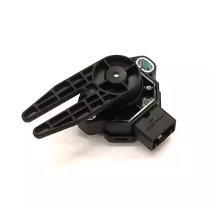 2014-2019 Kia Soul Ignition Lock Switch 93840-B2100 Kia New OEM Part - Picture 1 of 5