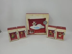 Complete 2002 Hallmark Keepsake Christmas Ornament Hollyday Hill Set Of 5 Bears - Picture 1 of 3