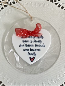 RUNDES GLAS - HANDGEFERTIGTE "FREUND" SPRUCH ORNAMENT, GESCHENK, 4" - Bild 1 von 3
