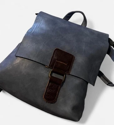 Стильный кожаный рюкзак с застежкой-пряжкой - Изображение 1 из 4