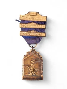 1945 PSJSBL AGGREGATE SHARPSHOOTER MEDAL Shooting Award Pacific Emblem - Picture 1 of 6