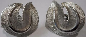 Pendientes TRIFARI Vintage Años 60 Clip Plata - Imagen 1 de 4