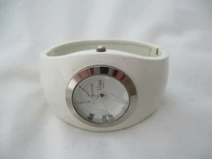 Vivani Analog Wristwatch with Quartz Movement and A Cuff Band - Picture 1 of 12