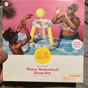 Sun Squad Wasserbasketballkorb Set, inklusive strukturiertem Griff Basketball - Bild 1 von 5