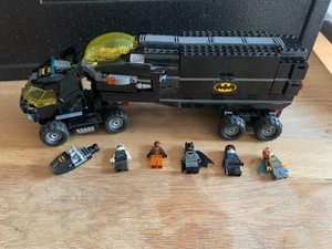 Lego 76160 , Super Heroes , Batman Mobile Batbasis - Bild 1 von 4