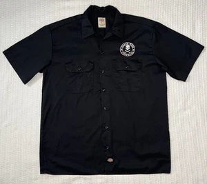 DEATH WISH COFFEE X Dickies schwarzes Hemd mit Knopfleiste LG 24” X 30” - Bild 1 von 8