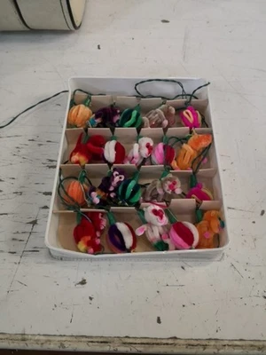 luci natale vintage Anni 50 Coniglietti E Frutti Velluto  - Image 1 of 4