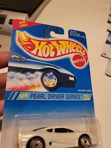 Hot Wheels JAGUAR XJ220 PEARL DRIVER SERIES #4 Nuevo Precintado - Imagen 1 de 9