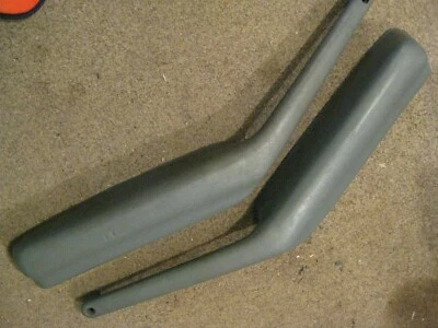 USED/TAKEOFF PAIR 1974-81 CHEVROLET CAMARO OEM DOOR PULL SET/LIGHT GRAY/CLEAN - Image 1 of 4