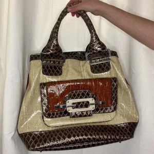 RARE Y2k Brown and Cream Guess Snakeskin Vinyl Handbag with Silver Hardware - Picture 1 of 5