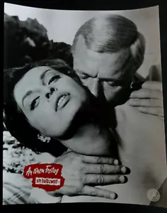 Rarität: Aushangfoto AN EINEM FREITAG UM HALB ZWÖLF Nadja Tiller Peter van Eyck - Bild 1 von 1