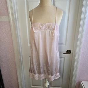 Vintage Vanity Fair Pink Full Slip Size 38 Nylon And Lace Lingerie Nightgown - Picture 1 of 8
