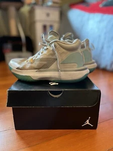 Size 8 - Jordan Zion 1 White Dynamic Turquoise - Picture 1 of 7