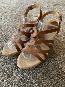 Born Concept BOC Nilsa Wedge Platform Sandal Shoe Brown Leather US 7 Med #C55841 - Picture 1 of 12