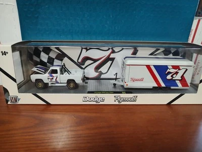 2025 M2 Mach. Auto Haulers 1974 Dodge W200 Power Wagon & 1971 Plymouth Cuda R85  - Image 1 of 4