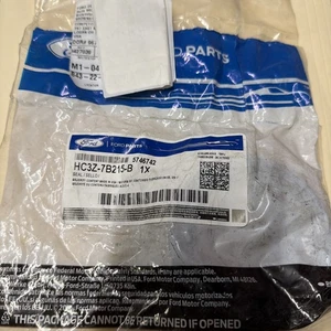 Genuine Ford Output Shaft Seal HC3Z-7B215-B - Picture 1 of 4