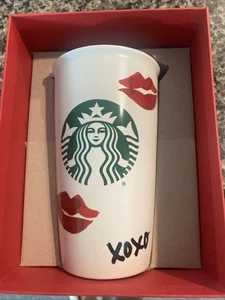 Starbucks XOXO Kisses Red Lips Valentines Keramik Kaffeetasse/Becher 12oz mit Deckel Neu im Karton - Bild 1 von 12