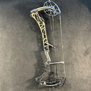 2024 NEW Mathews Lift 29.5 Earth Fade Black Right Hand Compound Hunting Bow - Picture 1 of 24