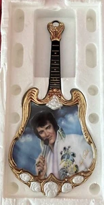 Elvis Presley Porcelain plate # A4331 "1974, The Vegas Legend" Brand New - Picture 1 of 4